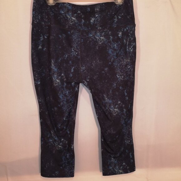 Eddie Bauer Ladies Size Large Black/Blue/Purple Capri Length Leggings - Picture 2 of 6